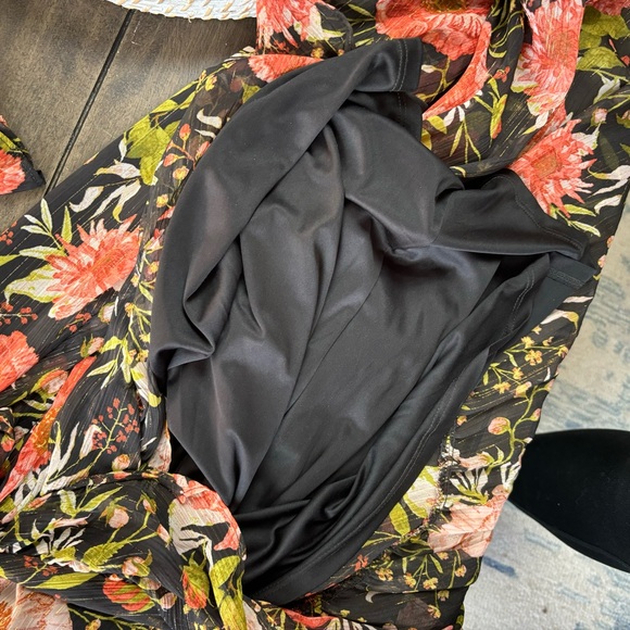 LC Lauren Conrad Floral High-Low Hem Faux-wrap Long Sleeve Maxi Dress Size M - Picture 7 of 10